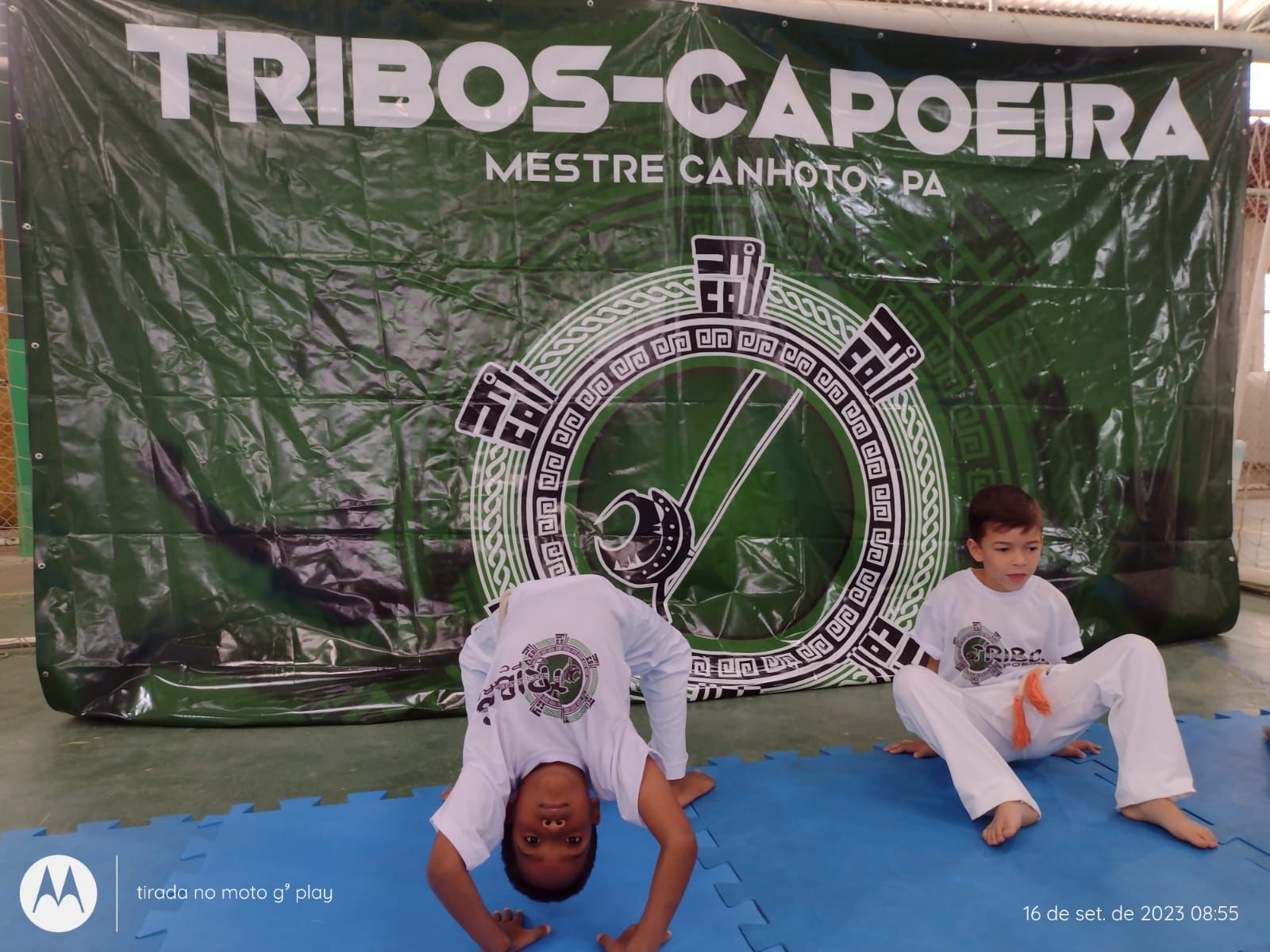 Apresentação de Capoeira do Grupo Tribos